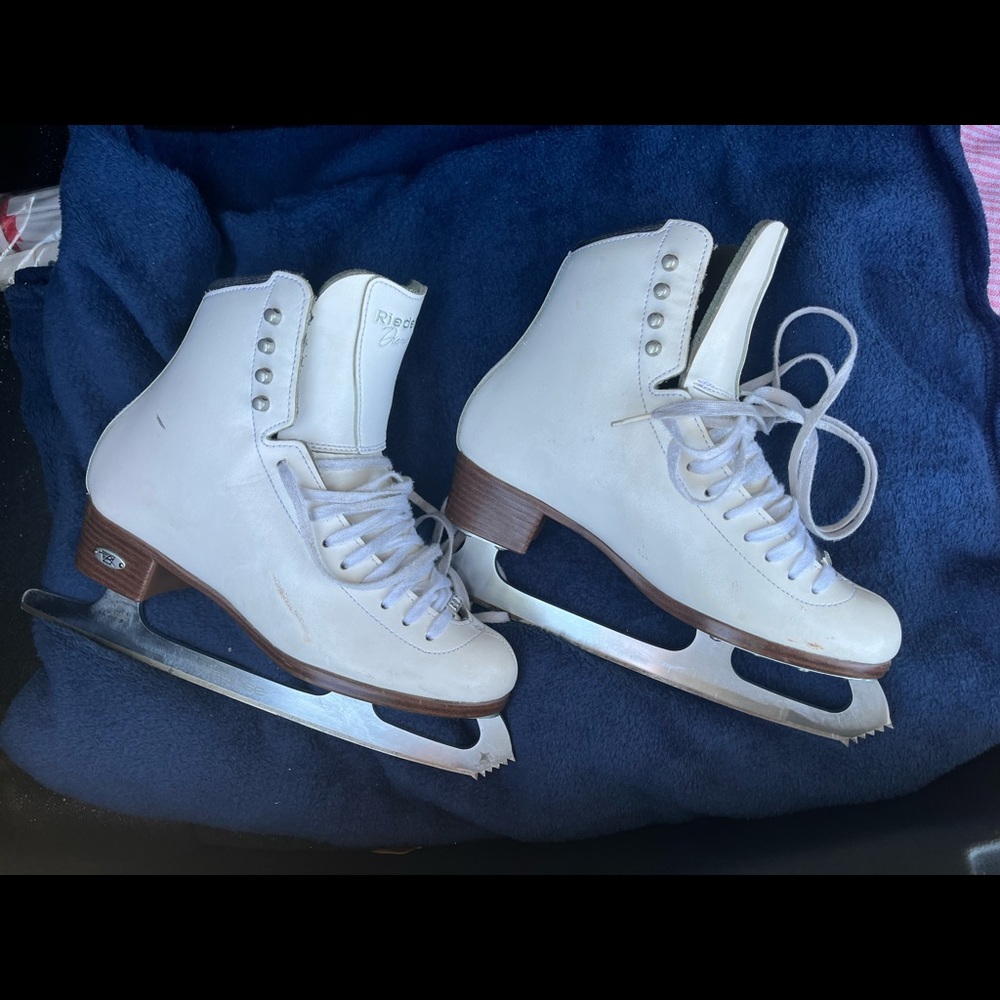 Riedell Women's Figure Skates Diamond 133 Size 6 Wide